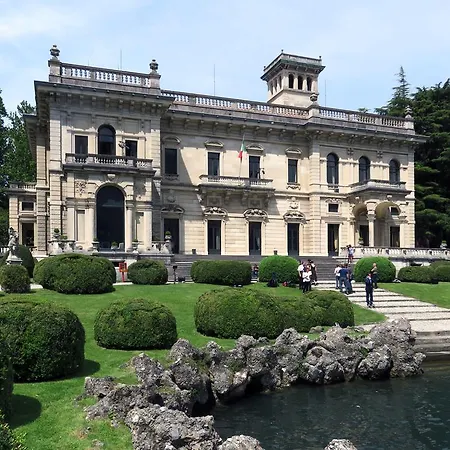 Apartment Near Cernobbio